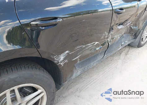 2018 Porsche Macan из США, поврежденный, VIN WP1AA2A51JLB13607